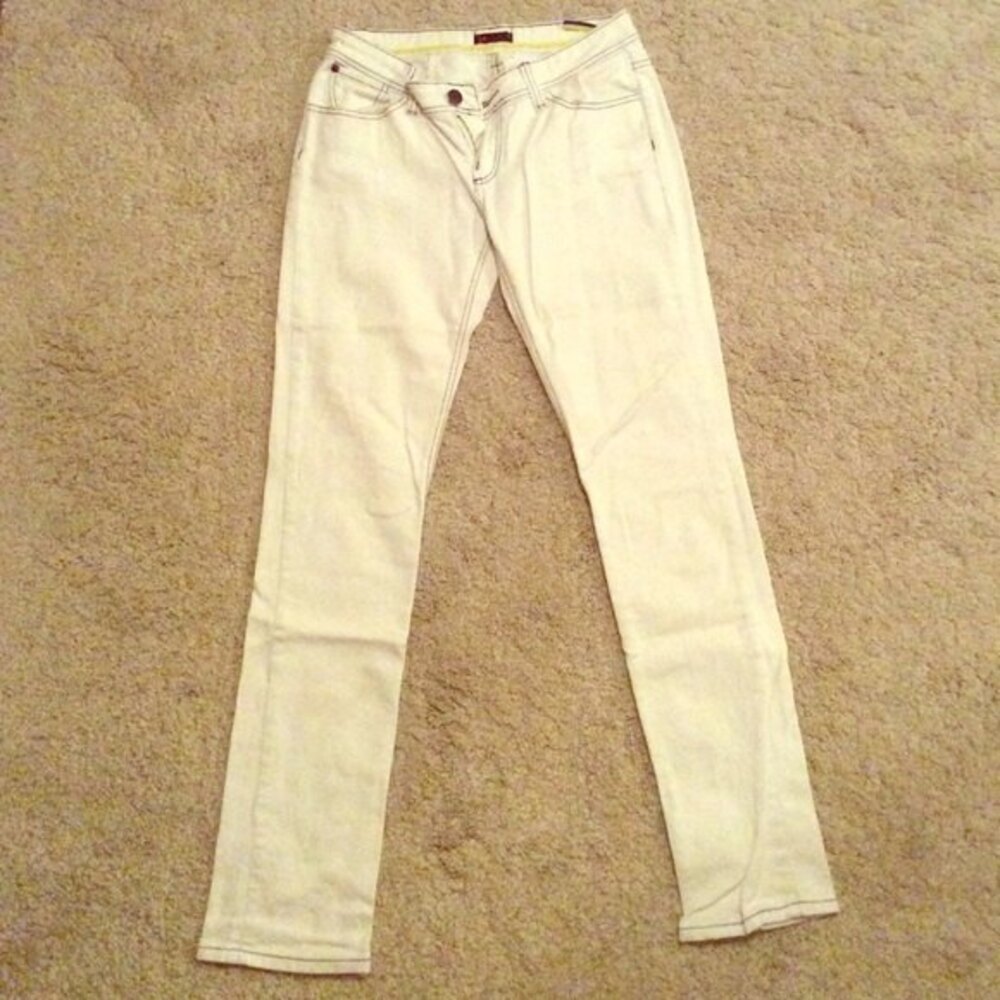 White Splash Jeans